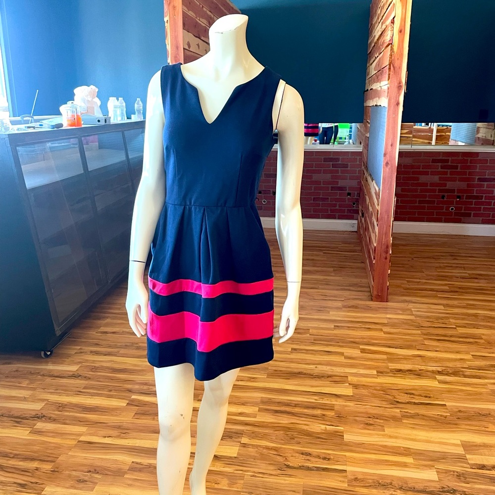 Women’s dress